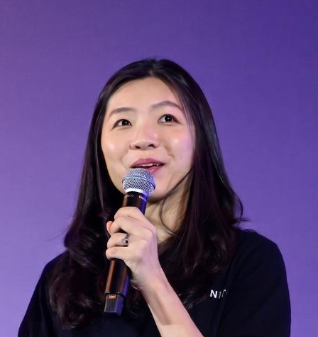 Charis WONG